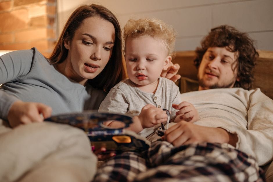 Fomentar la lectura en casa: cómo criar a un niño que lea por gusto