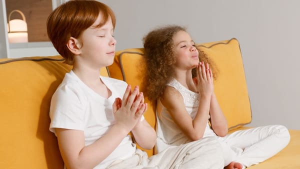 Calma para niños: enseñarles a parar y respirar cuando se desbordan
